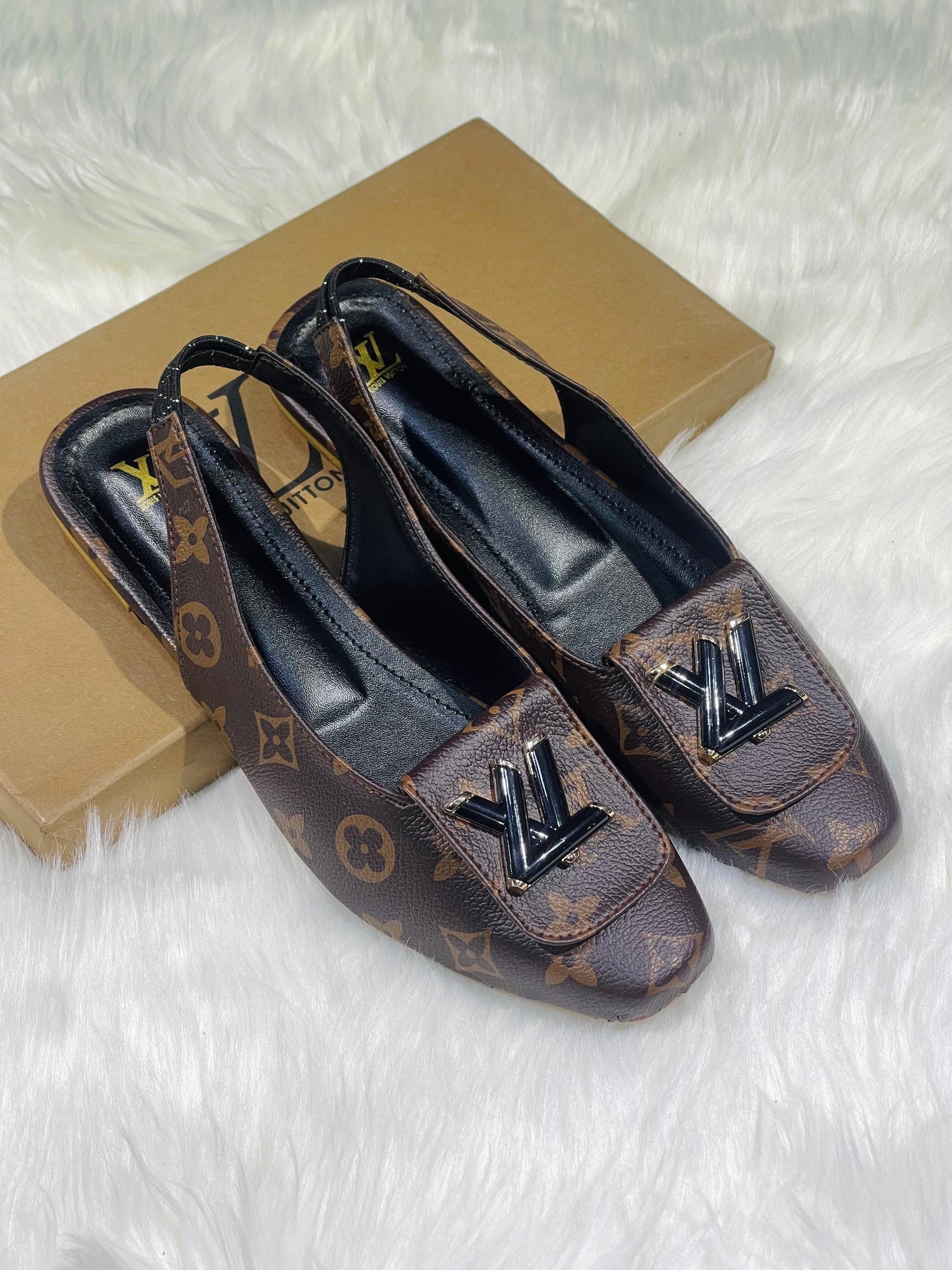 T SHAPE FLAT PUMPS (LV-02)